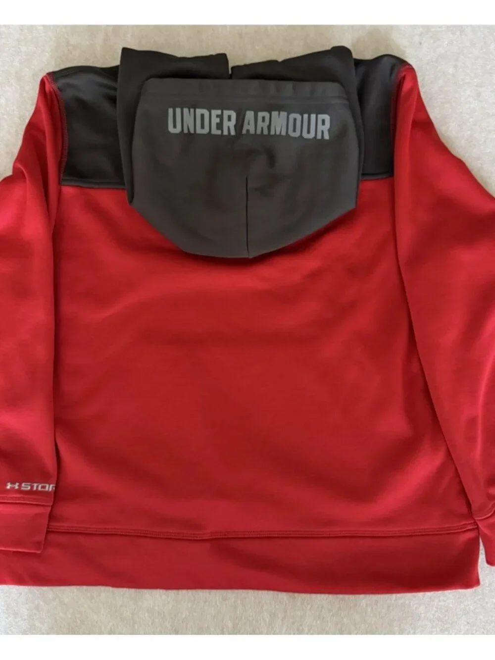 Under Armour ColdGear Storm Hoodie – Youth Large – Red/Black Performance